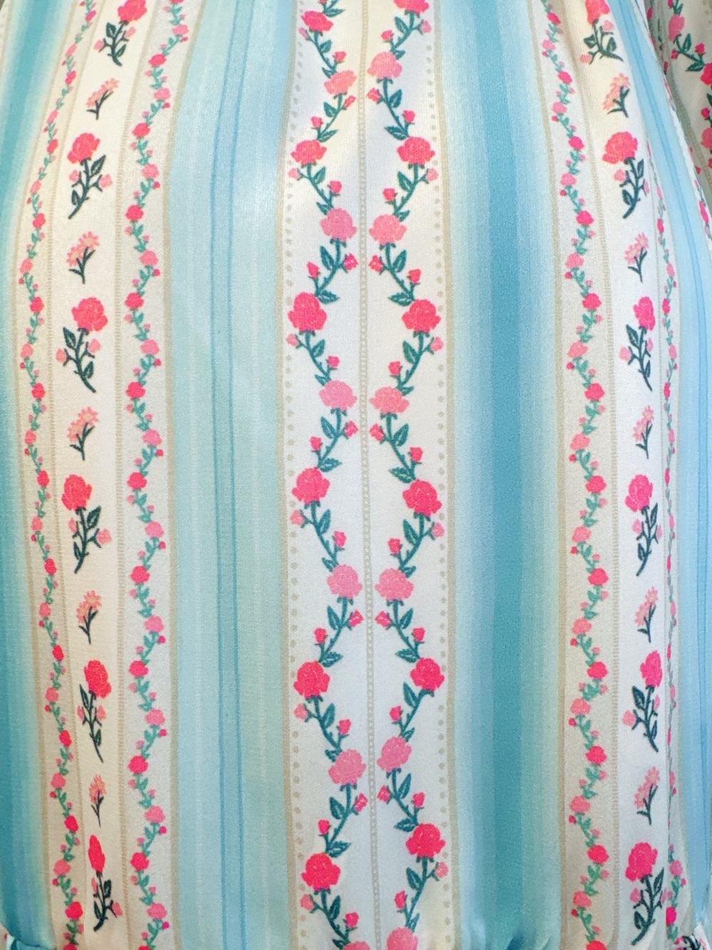 ๐ผ Pastel Blue Floral Maxi Dress with Heart Belt ๐ผ - Picture 11 of 12